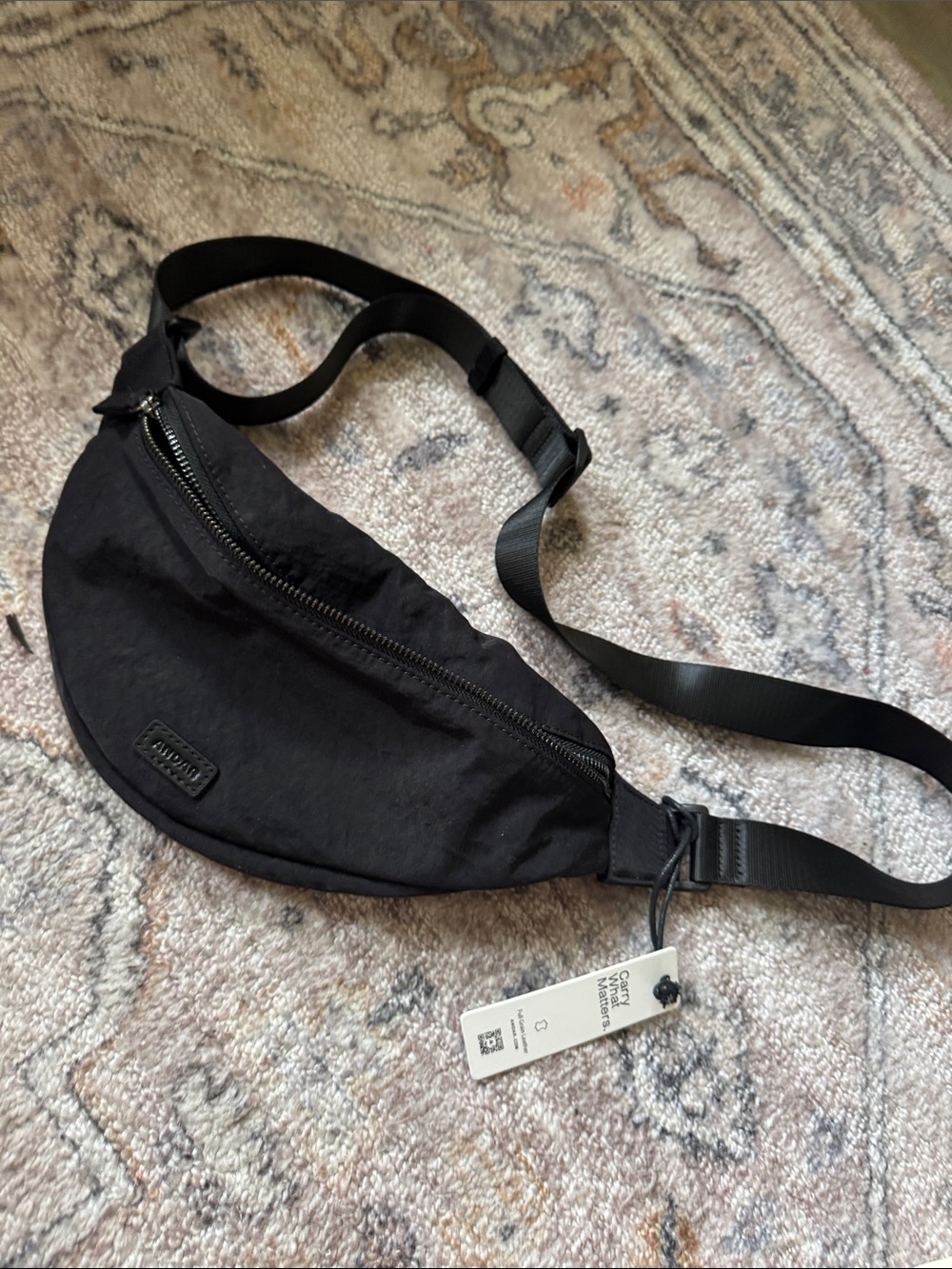 Andar active Tatum bag - mini Bag- new with tags - Picture 3 of 4